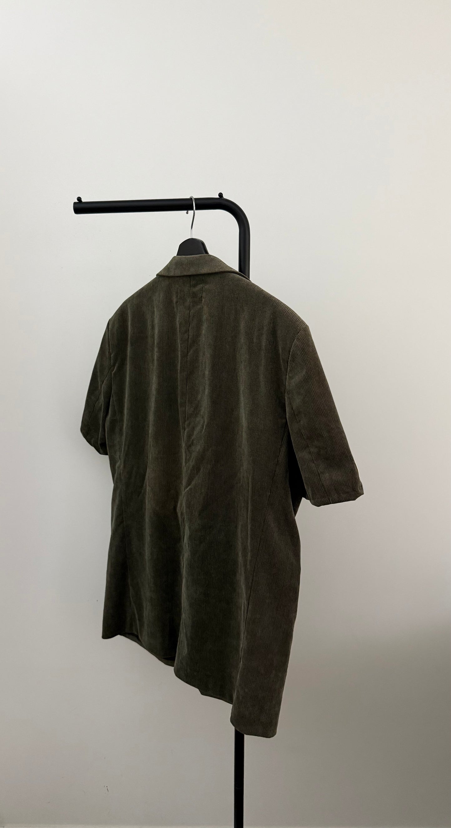 THE SHORT SLEEVE 039