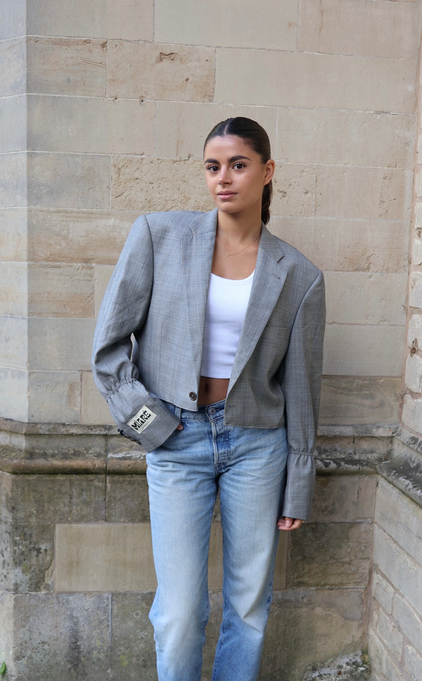 THE CROPPED 002