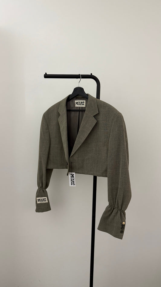 THE CROPPED 021