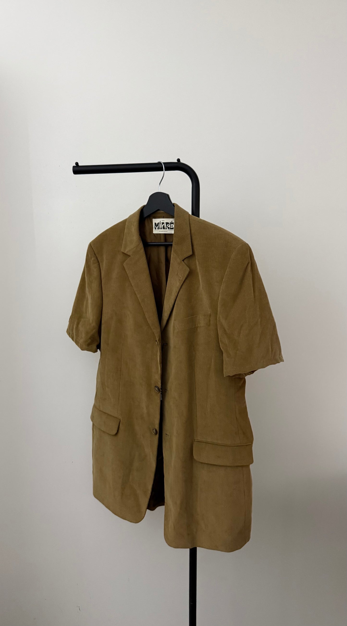 THE SHORT SLEEVE 035