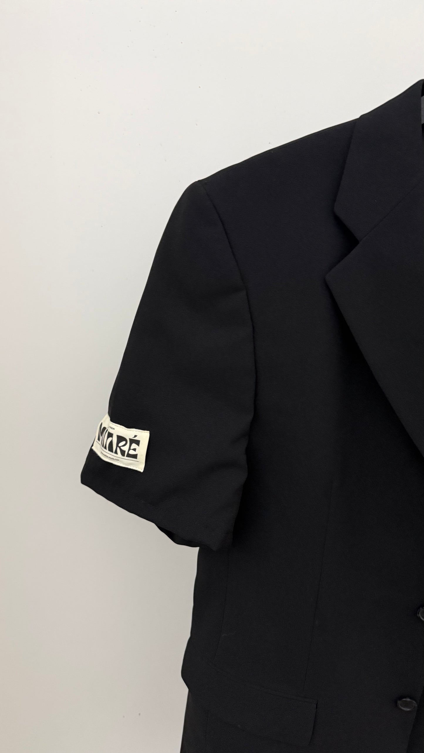 THE SHORT SLEEVE 038