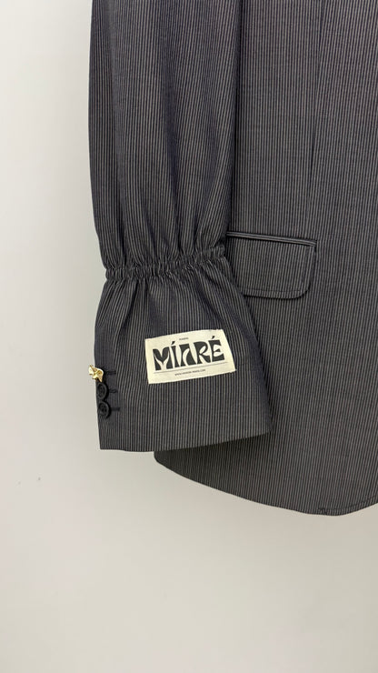 THE ESSENTIAL BLAZER 1004