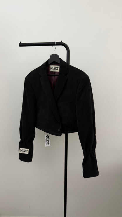 THE CROPPED 024