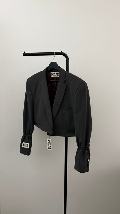 THE CROPPED 026