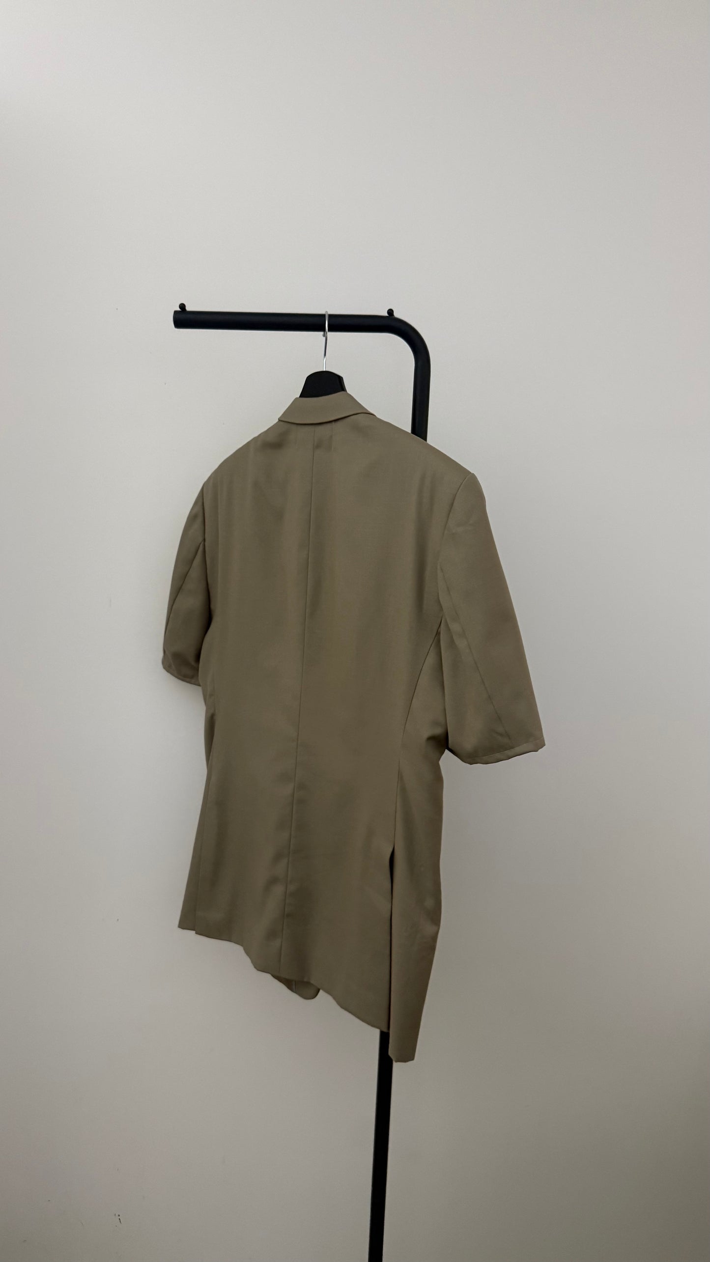 THE SHORT SLEEVE 023