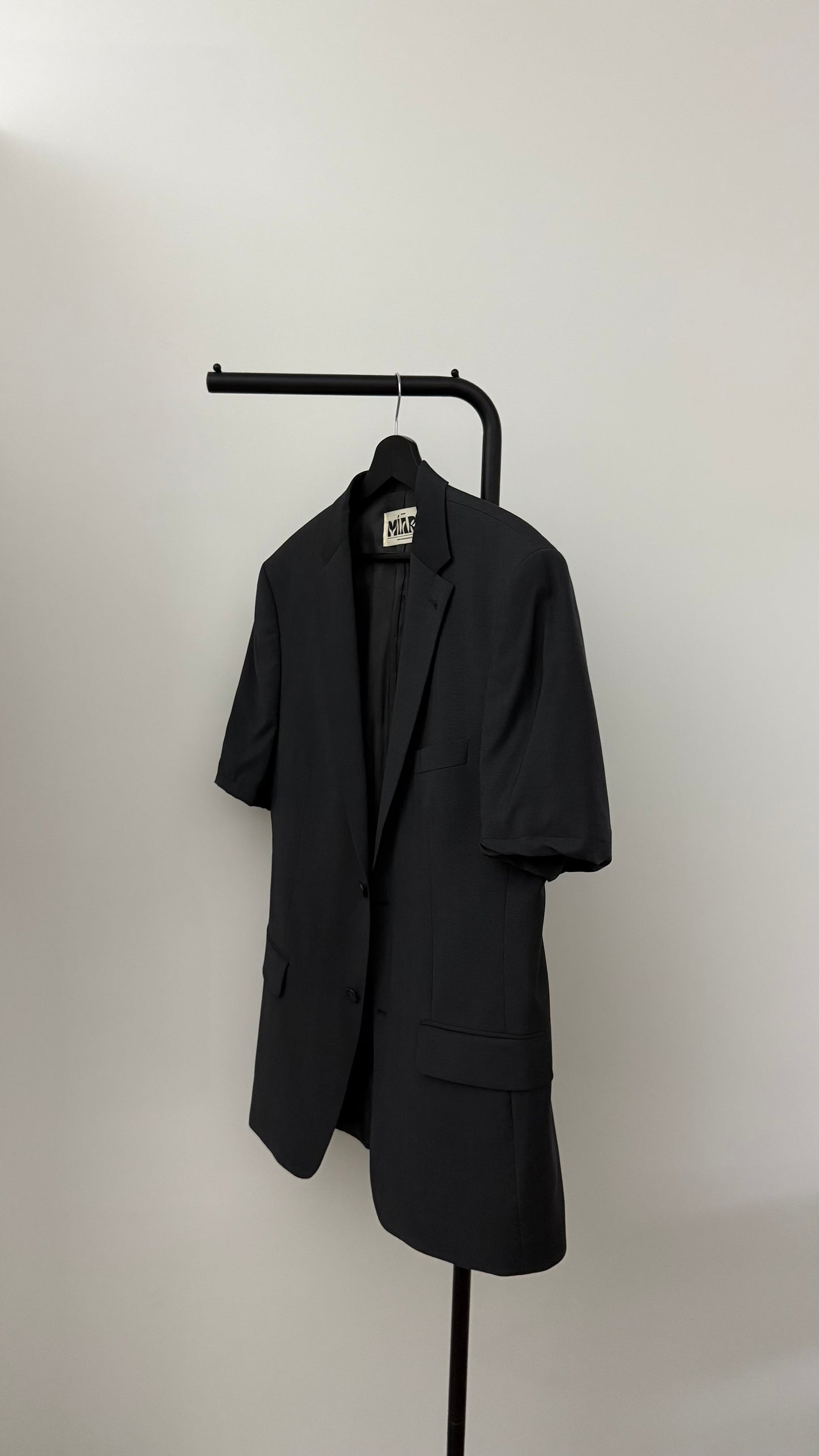 THE SHORT SLEEVE 006