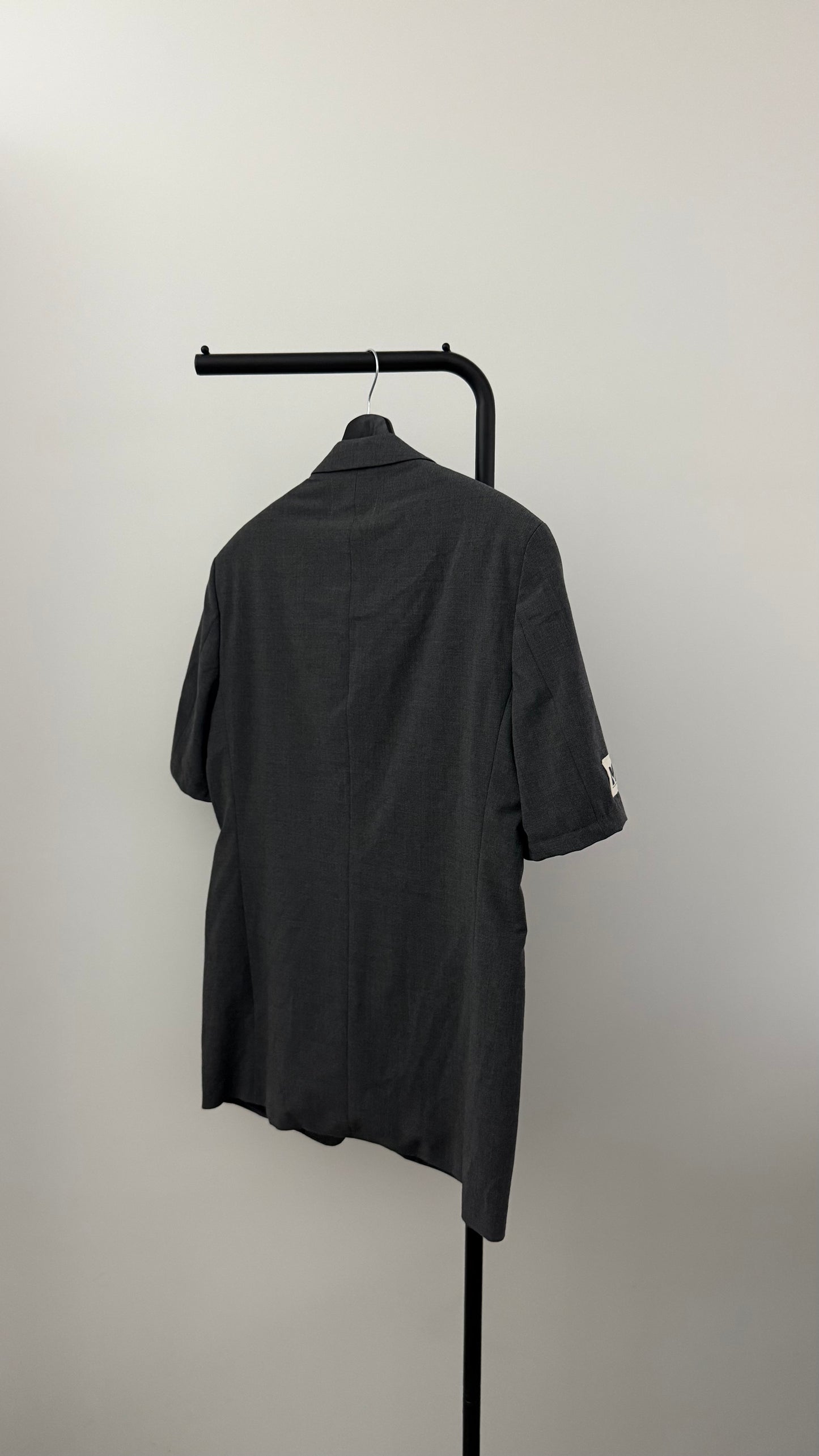 THE SHORT SLEEVE 016