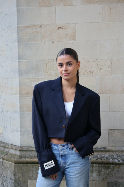 THE CROPPED 004